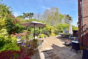 Photo 26- click for photo gallery